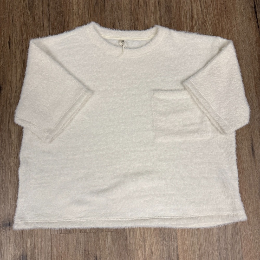 Anthropologie Oversized Fuzzy Sweater Top Womens Large White Plush Short Sleeve